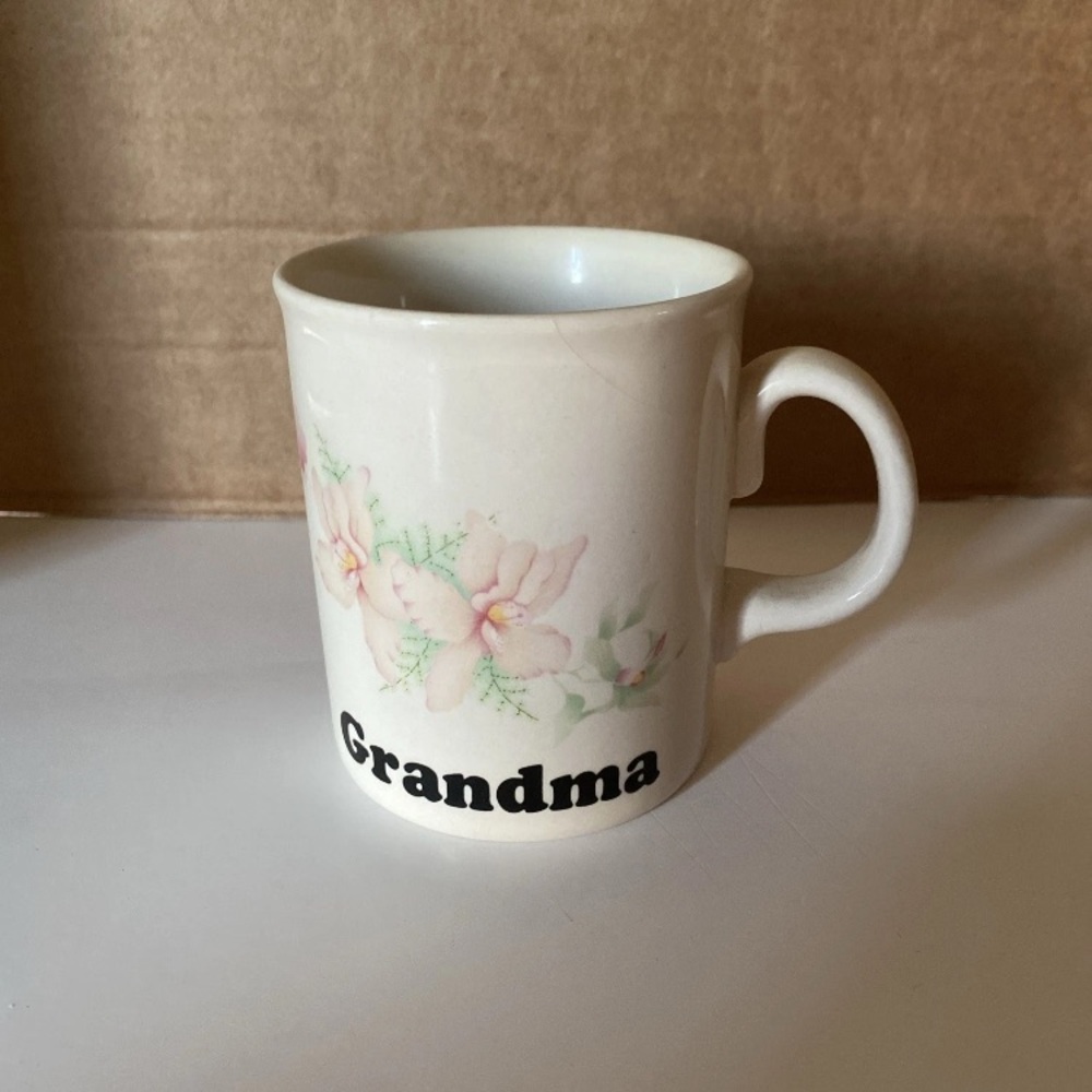Elegant Floral Mug for Grandma
